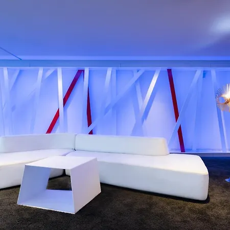 מלון Eurostars Palacio De Cristal אוביידו