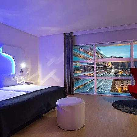 Eurostars Palacio De Cristal 4* 오비에도